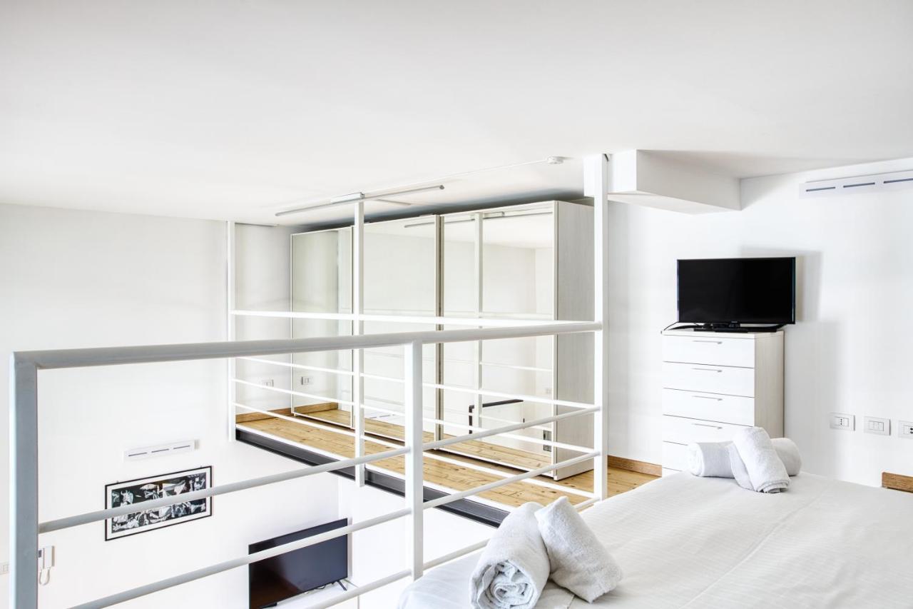 Ferienwohnung Joivy Charismatic 1-Bed Flat With Parking Mailand Exterior foto